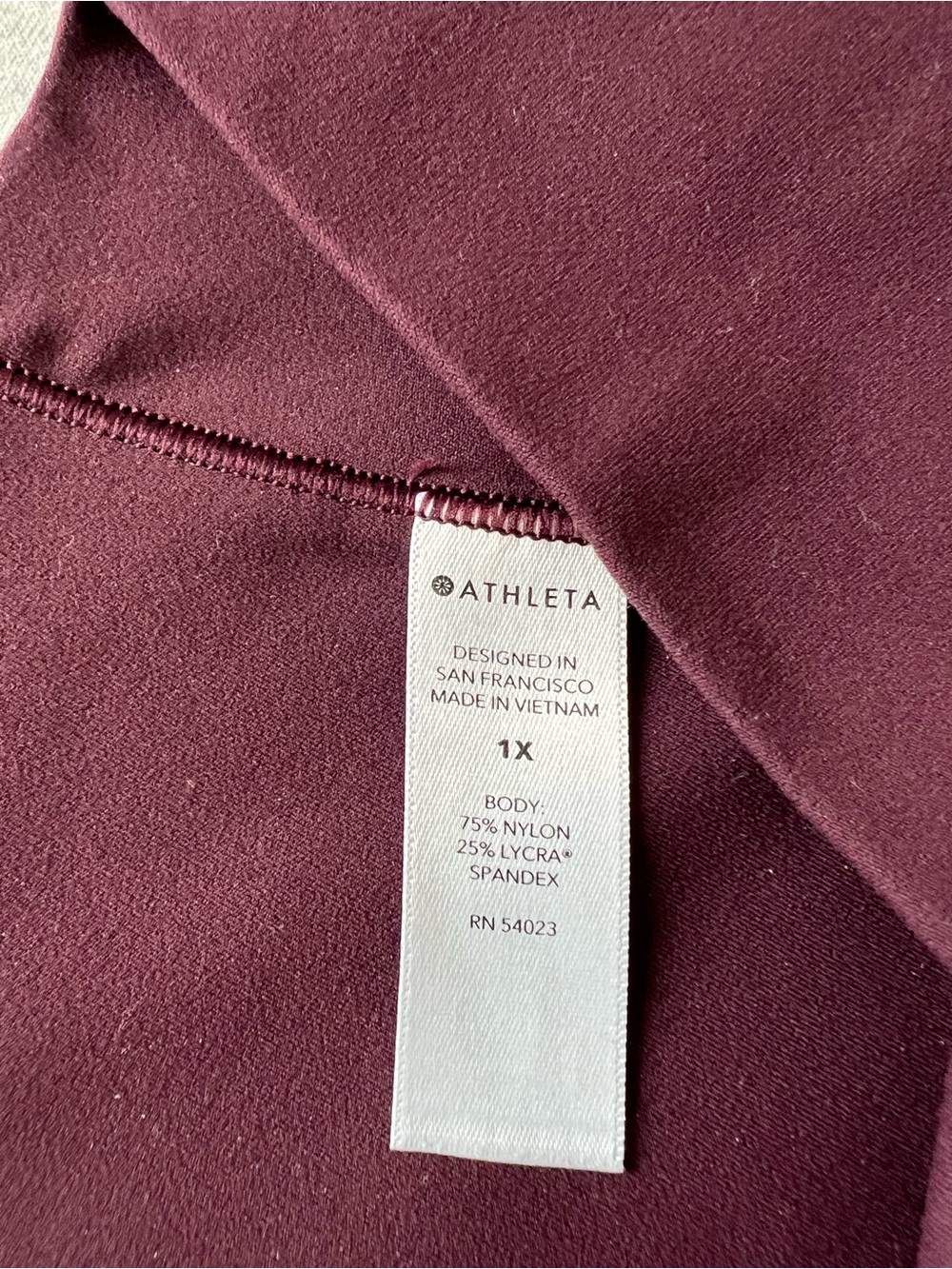 Athleta Salutation Stash Pocket 7/8 and Capri Leggings. Pack of two. - Picture 7 of 13